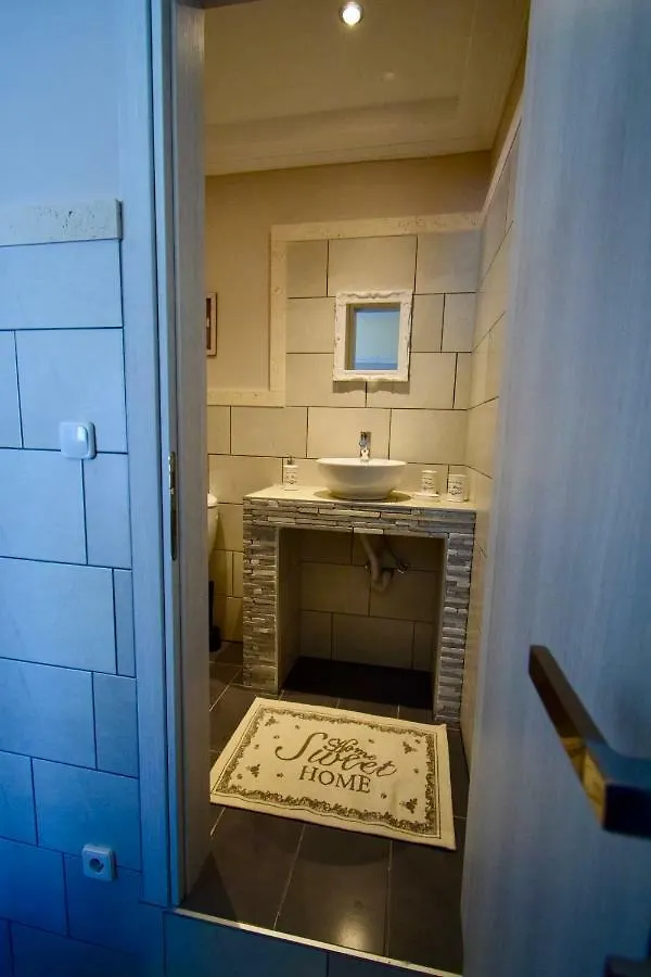 Comfort Room Thessaloniki Apartment